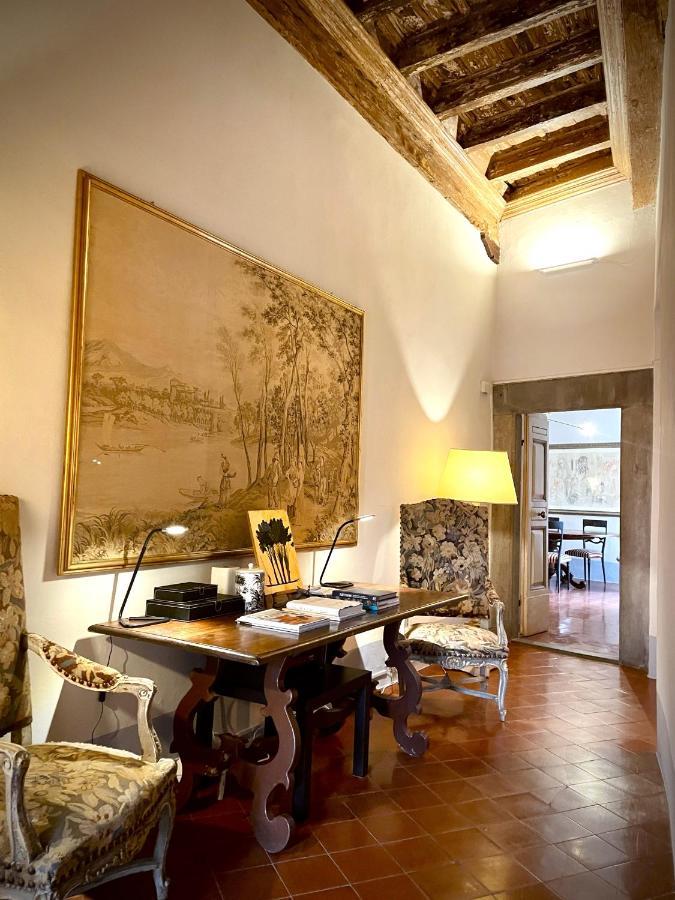 Luxury Apartment Angelio Barga Kültér fotó