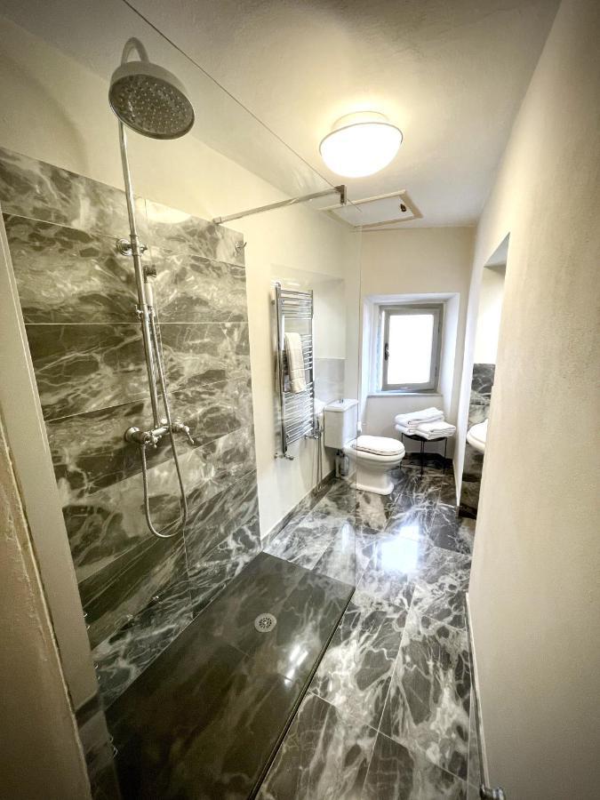 Luxury Apartment Angelio Barga Kültér fotó