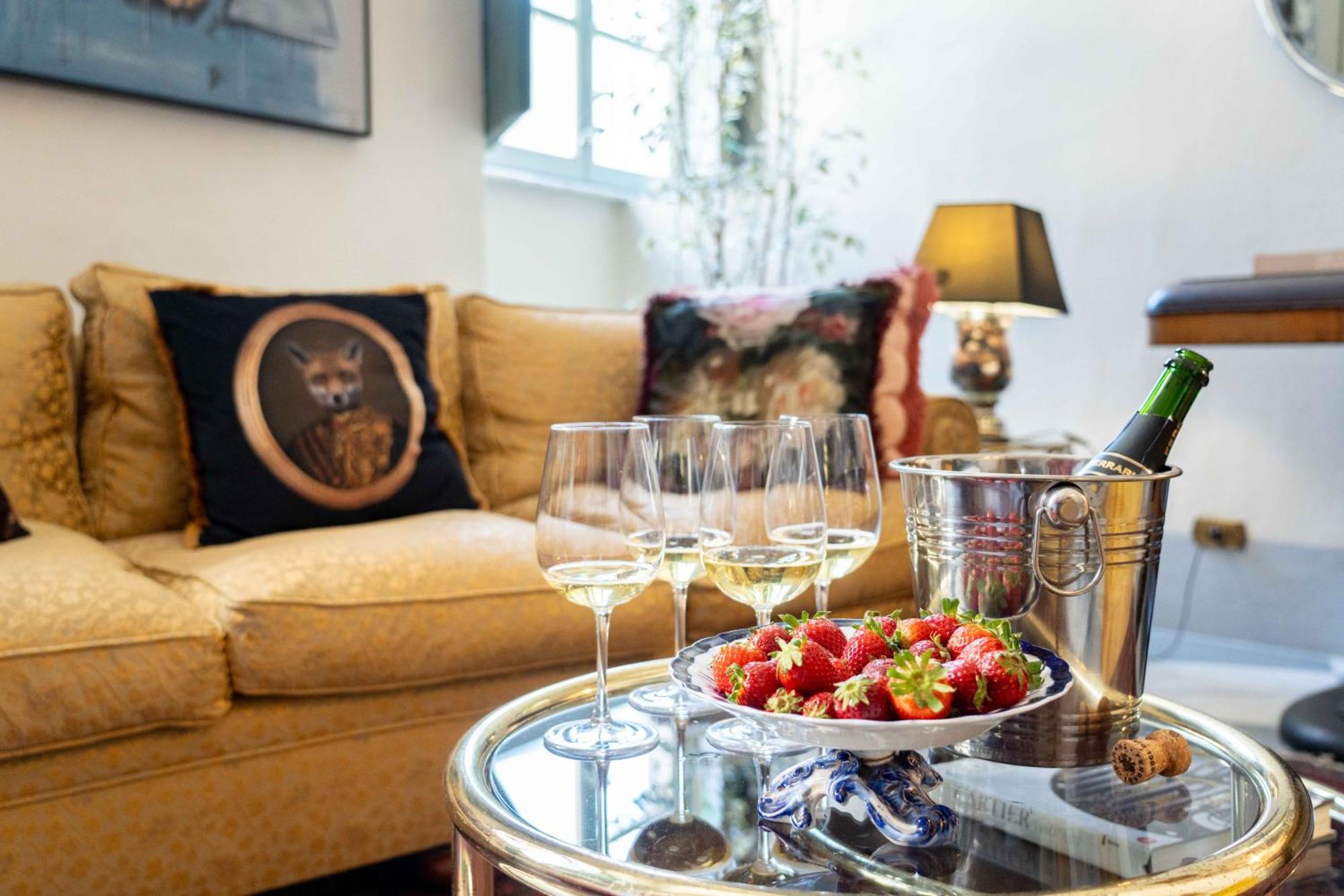 Luxury Apartment Angelio Barga Kültér fotó