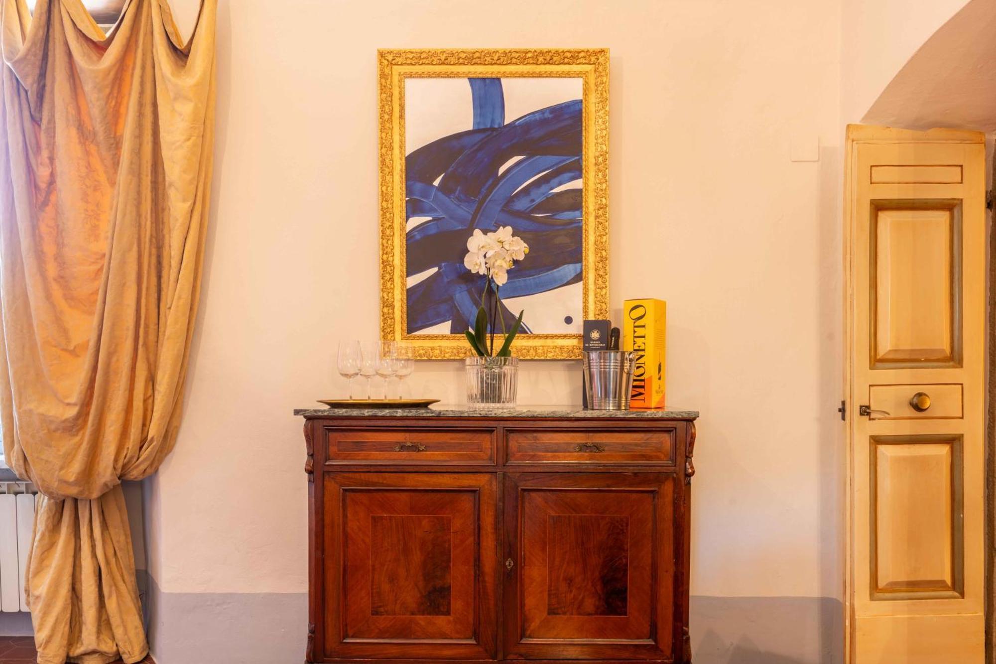 Luxury Apartment Angelio Barga Kültér fotó